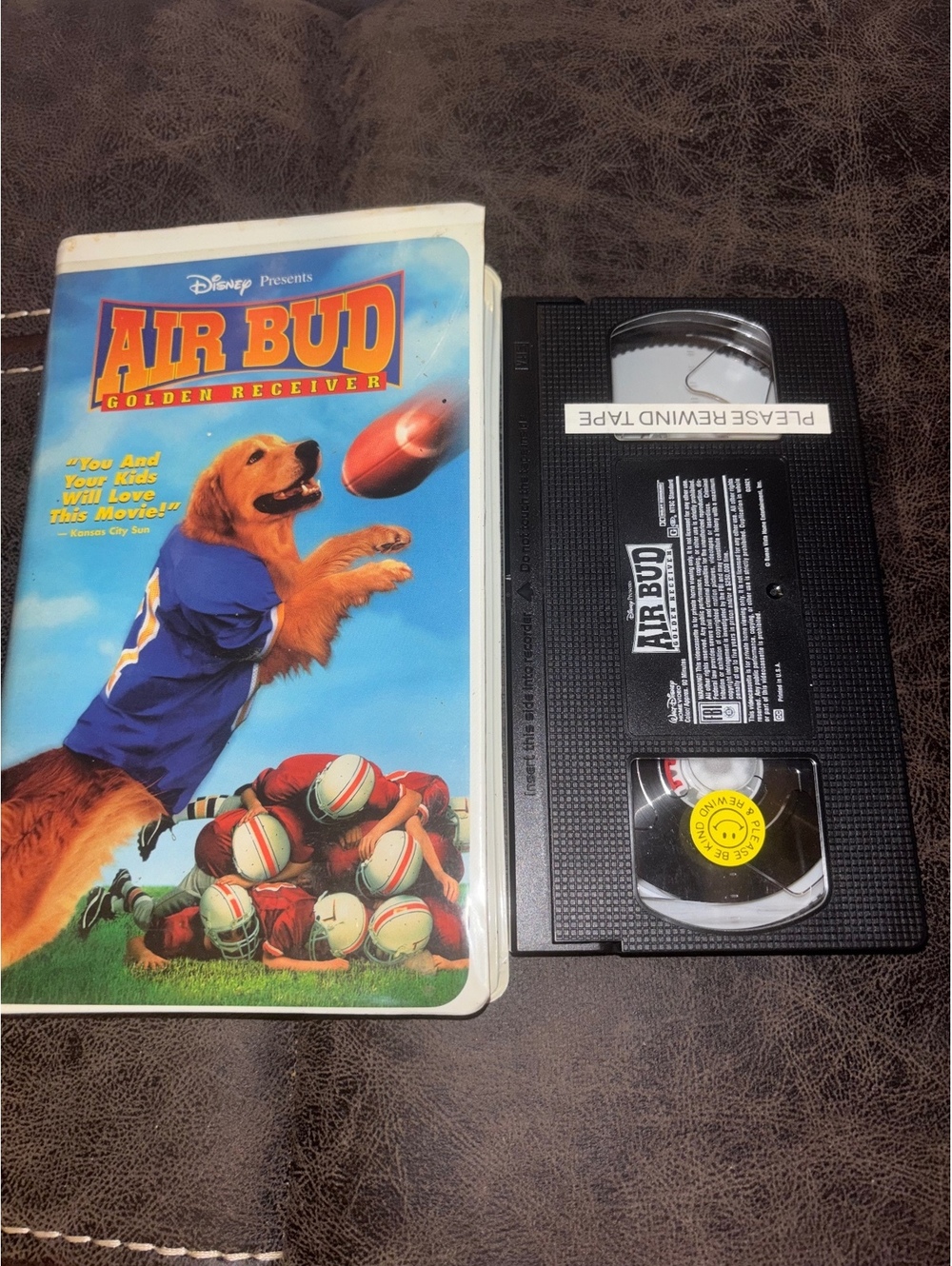 Disney Air Bud Golden Receiver VHS 1998 Family Movie